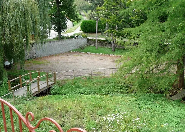 Bed & Breakfast La Maison Du Parc Yzeron