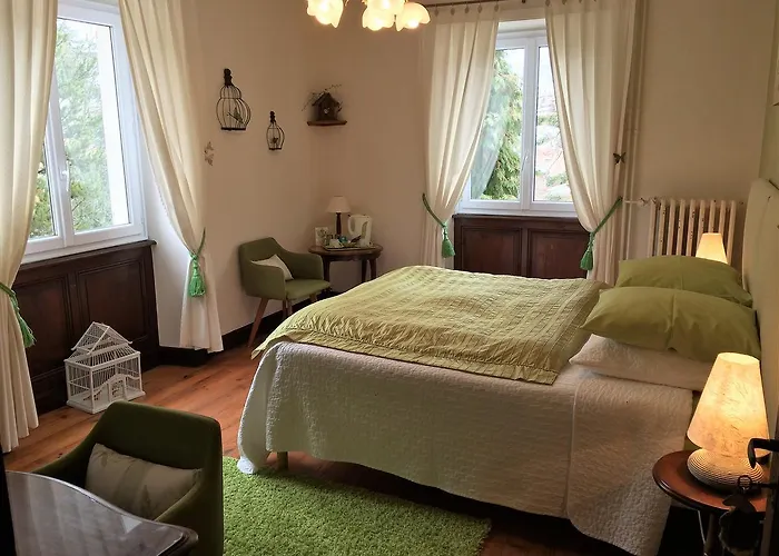 La Maison Du Parc Bed & Breakfast Yzeron