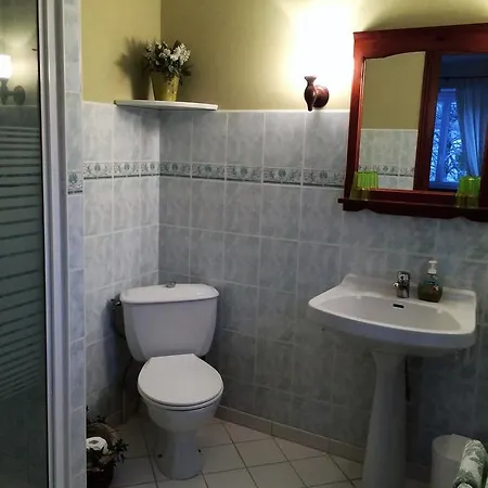 La Maison Du Parc Bed & Breakfast 4*