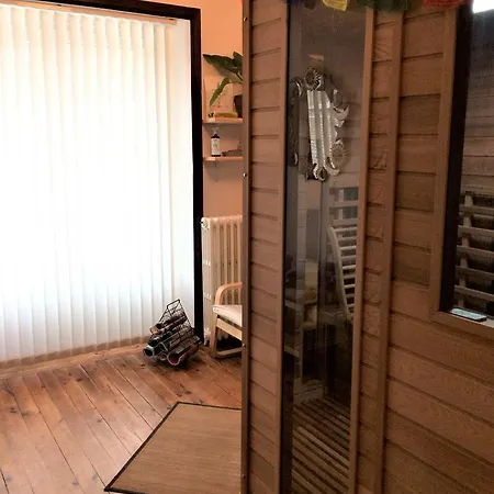 La Maison Du Parc Bed & Breakfast Yzeron