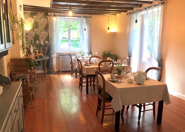 ベッド・アンド・ブレックファスト La Maison Du Parc 4*